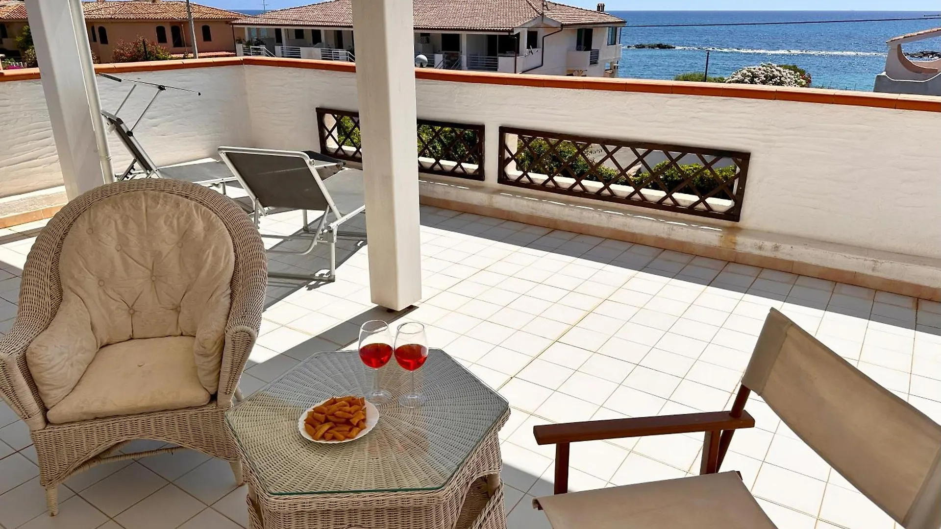 Casa La Magnolia Frontemare Διαμέρισμα Porto Columbu - Perd'E Sali
